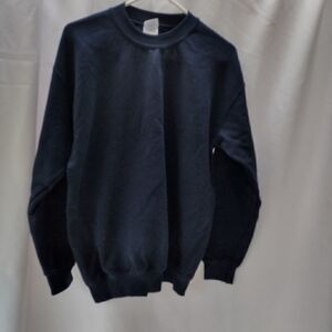 Gildan crew neck sweatshirt 